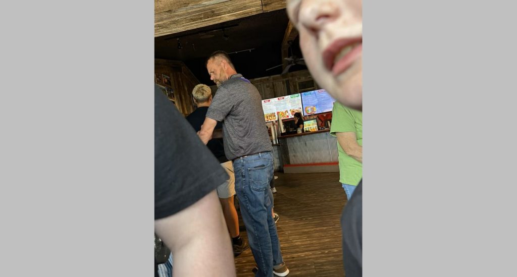 wichita-‘taco-hero’-gets-year-of-free-tacos-for-‘mind-blowing’-kindness-after-card-reader-went-down