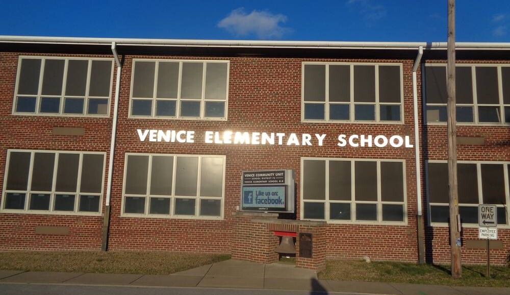 town-devastated-by-steel-mill-closure-reborn-thanks-to-ncaa-ref-and-the-hope-for-new-grocery-store