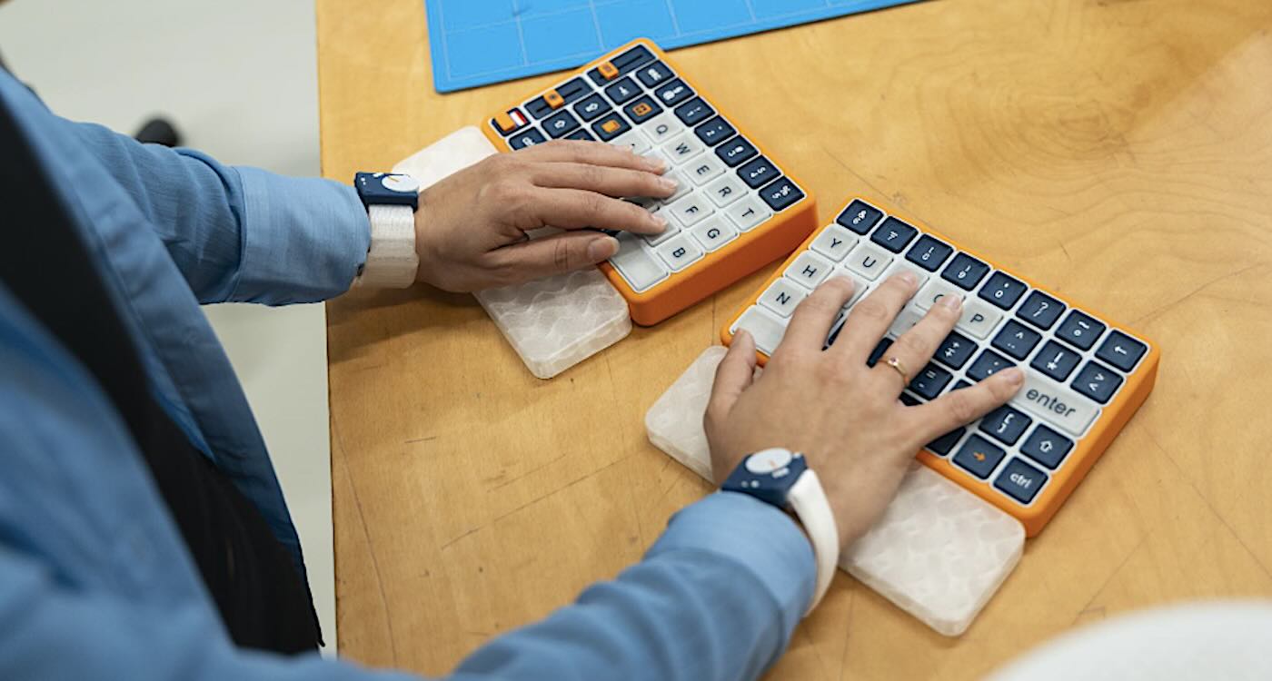 a-smart-keyboard-for-parkinson’s-patients-wins-2025-james-dyson-global-award