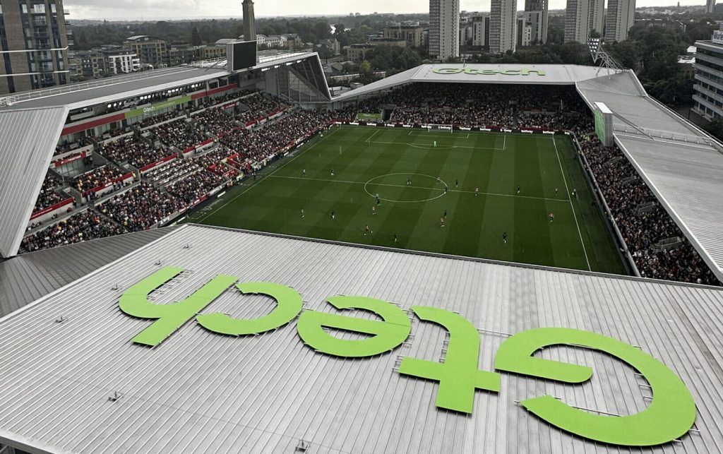woman-who-never-watched-football-loves-new-condo-with-epic-view-inside-stadium
