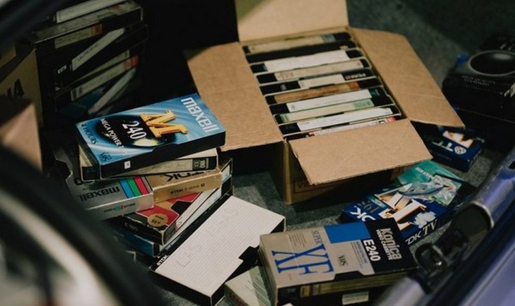 nashville-public-library-offers-free-digitization-of-photos,-vhs-tapes–book-your-appointment-now