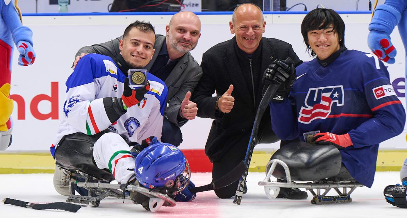 19-year-old-abandoned-at-birth-without-legs-leads-usa-to-sled-hockey-gold-at-paralympics