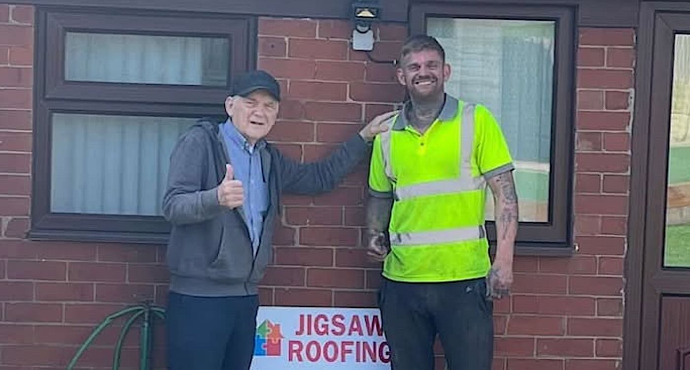 roofers-repair-78-year-old-widower’s-roof-for-free-after-scammers-left-him-with-a-big-hole