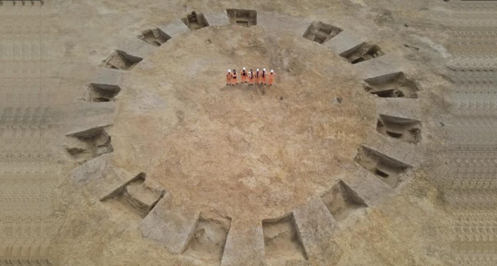 archaeologists-stumble-upon-a-roman-villa-when-expecting-to-find-nothing-at-their-project-site